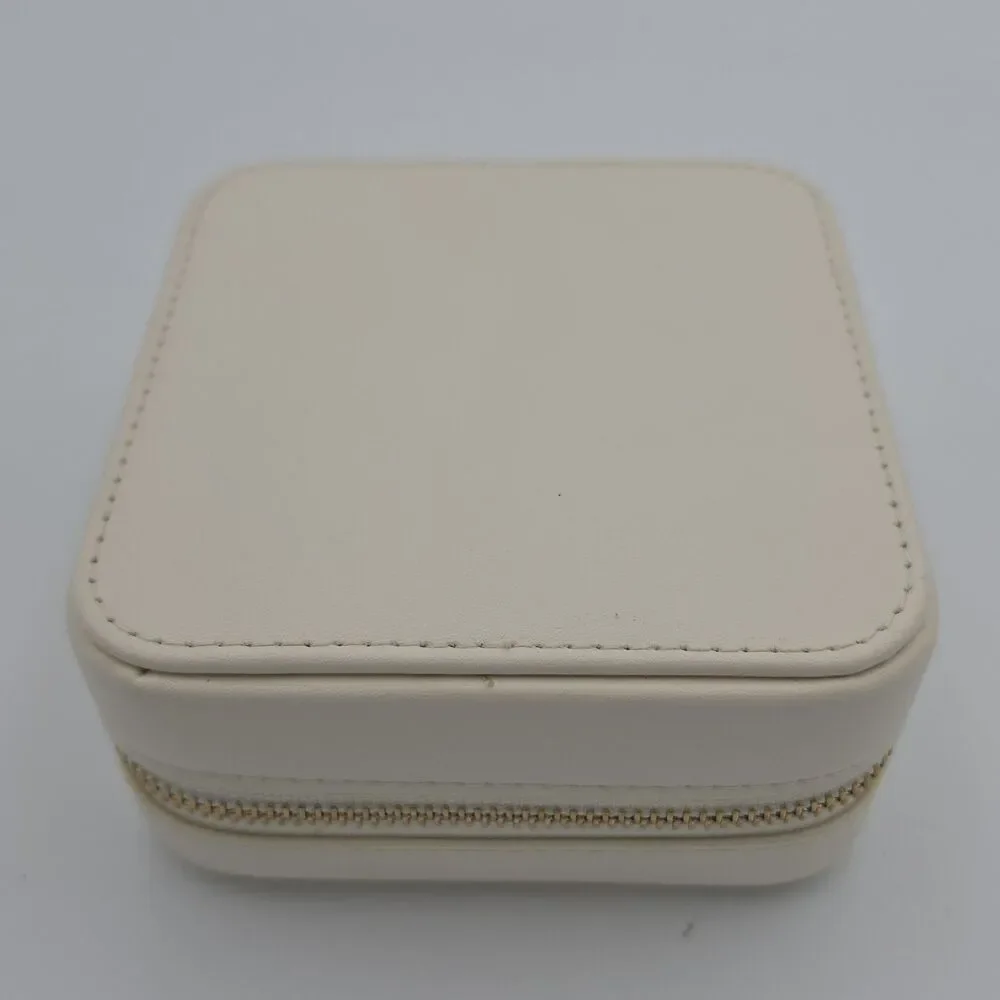 Cream Faux Leather Travel Jewelry Box Organizer Mirror Zip Around Gold Tone